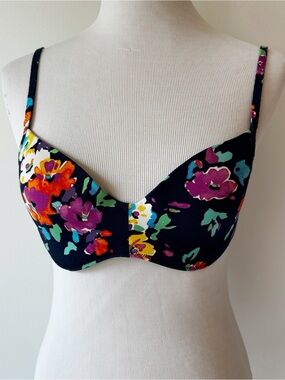Lands End Women’s Navy Blue Floral Bikini Top Molded Cups, size 32B/34A Beach